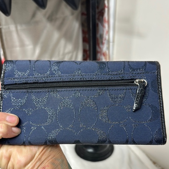 Coach Signature Ashley Navy Blue Shimmer Sparkle Snap Closure Full Size Wallet - Picture 3 of 10